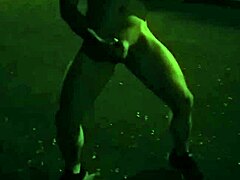 i cum on handsome beard gay feet outdoors exhibitionist