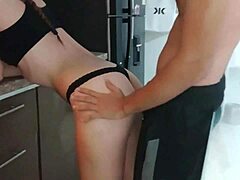 I gets great blowjob in kitchen from sexy latina