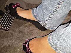 Hey, check out this Facebook page for Intimissimi on Skype chats