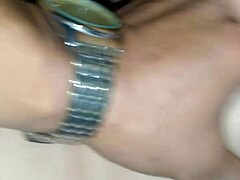 Vietnamese Beauty Phí Cần in Steamy Action