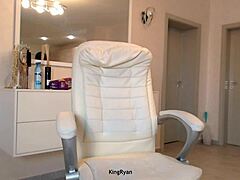 Katie Sweet on webcam, what will she do today?