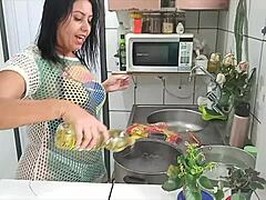 Sarah Rosa Cozinha Sexy Macarrão Sensual