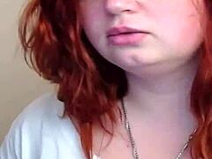 ياااه، روسية بمؤخرة كبيرة شعرها أحمر طبيعية بشكل مذهل!