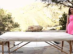 Busty milf Ariella Ferrera loves a wet poolside massage! 💦