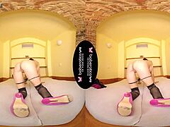 Solo Milf Cynthia Velons Uses Vibrator In Vr