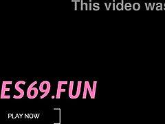 look, Rapunzel spots a cock and gives a footjob in animation