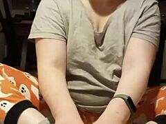 Smelly dirty feet teased in kinky POV amateur fetish clip