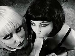 Hot milf Julia Ann gives blowjob with girlfriend 😍