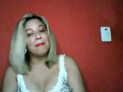 Mother and daughter have crazy sex with boyfriend in bed