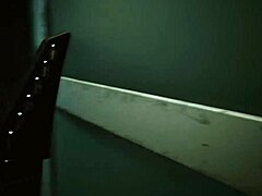 Wanna see Evelyn Parker get wild at Hammer Club in Cyberpunk 2077?