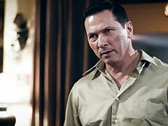 Christie Stevens поема двойно проникване от семейството