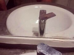 Young guy masturbates 😏