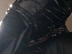 Long Passionate Face Sitting with Milf in Latex to Intense Orgasm