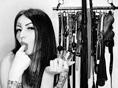 damn, dominatrix nika’s hot joi and cei vid rocks!