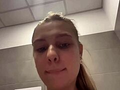 i can’t get over this extreme fingering close-up with anal plug in her big ass