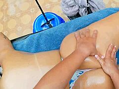 Happy ending massage with a stunning Latina mommy!