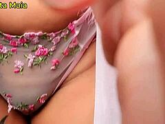 acorda comigo meu ritual de skincare matinal, curvy ass in lingerie