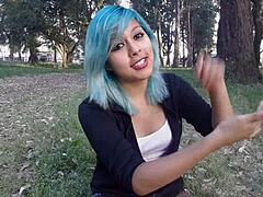 Sexy Chica Fingering Her Tight ASS!