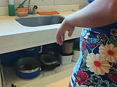 Pregnant wife cheats with plumber and lets him cum inside
