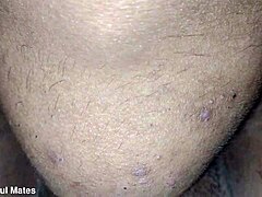 Milf kræver fisse slikning lige nu!