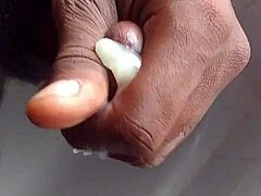 Project shower skeet got me hyped in the USA bathroom solo! 🚿