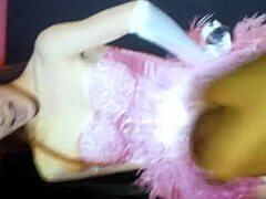 헤이 Tiffany, 네 섹시한 란제리 위에 다 싸버릴 거야. Lady Marmalade, 넌 정말 뜨거워!