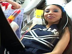 alexis love draži s sladoledom pred divjim jebanjem