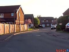 Real Tricked Newbie Rubs in First-Time Encounter