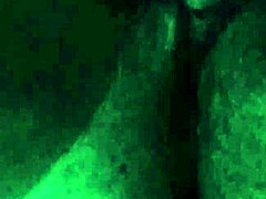 abrindo minha bucetinha virgem molhadinha pra ser lambida 😍