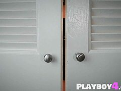 la sirena 69 flaunts big tits in sexy leather lingerie