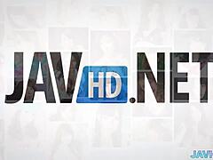 蒸し暑いアジア美女がパート4で激しいBJを届ける