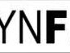 Hot babe Brooklyn teases her ass with a toy 😏