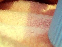 I love licking that curvy mature ass with talcum powder! 😋