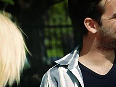 Bailey A Hottie Lady Rewards The Man With Hardsex