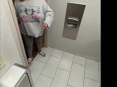 hey tiktoker la paisa, wanna quicky with fan in hotel bathroom?