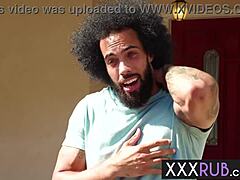 ıslak ve kaygan seks büyük göt milf lacey jayne ile açık havada sıcak vücut masajına dönüşüyor... yarak dövme fantezisi