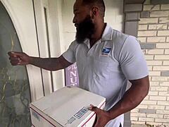 Beautiful Latina Housewife In Lingerie Fucks Mailman With Creampie