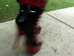 Just saw this round-ass ebony babe get wild in a quick amateur fuck. Man, that big cock made her scream!