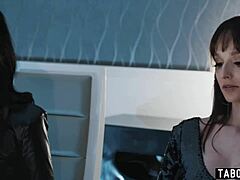 Shared Vr Dream With Three Stepsisters