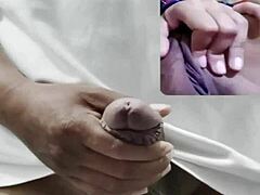 Hot Philippine girl offers steamy call sex via WhatsApp now.