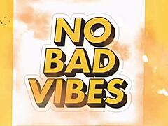 ده الطيز من الخلف