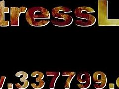 일본 여주인 사라, 타투 펨돔 얼굴 앉기와 핸드잡으로 지배