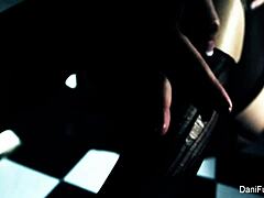 Dani Daniels steams with sexy solo masturbation