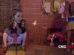 Freeuse Queen & Snowhite Fuck The Lucky Elf