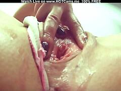 amateur russian girl fingers her wet juicy pussy on webcam