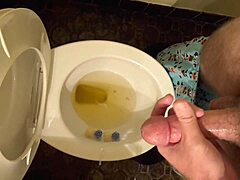 Watch me masturbate this big monster cock?