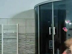 İtalyan Milf Bigo'da Azgın Şov Yapıyor