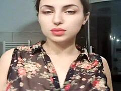 Italian Milf Performs on Bigo