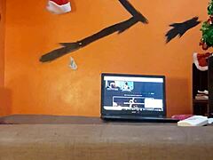 Me Divierto Con El Juguete