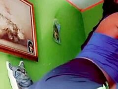 monique showing her phat pussy 😍